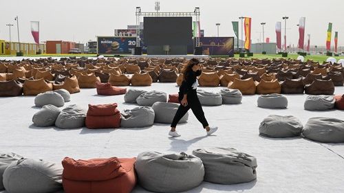 Jaké to je být fanouškem v Kataru. Plastové stany, vedro a drahota